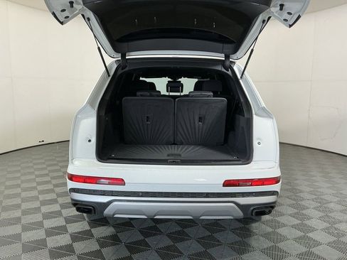 Used 2025 Audi Q7 3.0T Premium Plus AWD/4WD image 29
