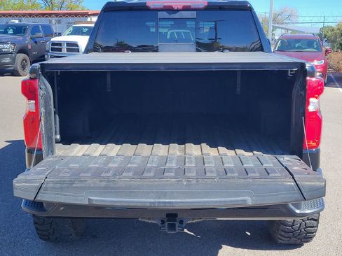 Used 2023 Chevrolet Silverado 1500 ZR2 w/ Technology Package image 30