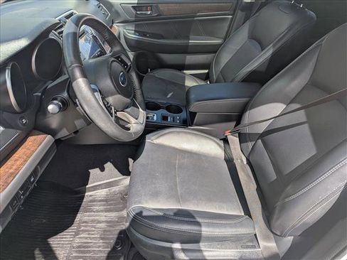 Used 2019 Subaru Outback 3.6R Limited image 16