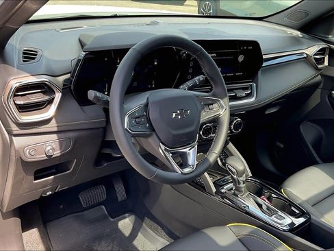 New 2025 Chevrolet TrailBlazer ACTIV w/ Convenience Package image 6