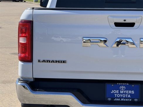 Used 2025 RAM 1500 Laramie image 10