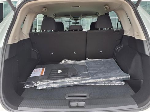 New 2026 Nissan Rogue SV w/ Cold Weather Package image 10