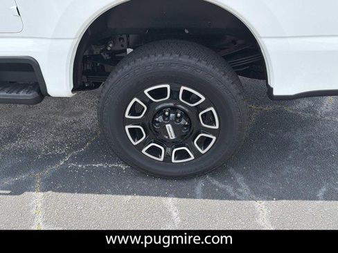 New 2026 Ford F250 Platinum AWD/4WD image 19