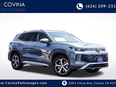 New 2025 Volkswagen Tiguan SE