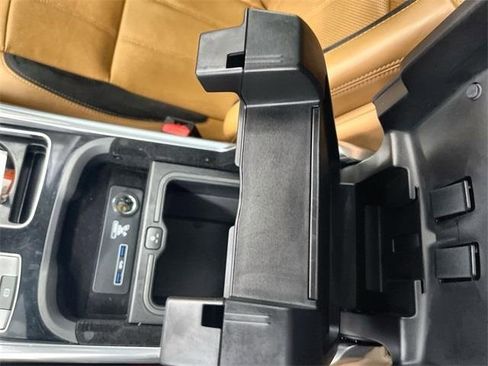 Used 2019 Land Rover Range Rover Sport Supercharged image 22