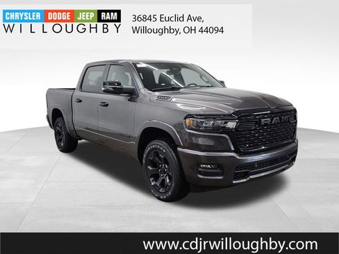 New 2026 RAM 1500 4x4 Crew Cab image 3