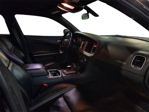 Used 2021 Dodge Charger SXT w/ Leather Interior Group image 21