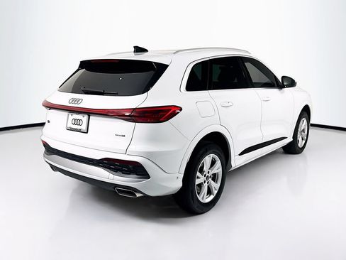 Certified 2025 Audi Q5 Premium w/ Convenience Package AWD/4WD image 5