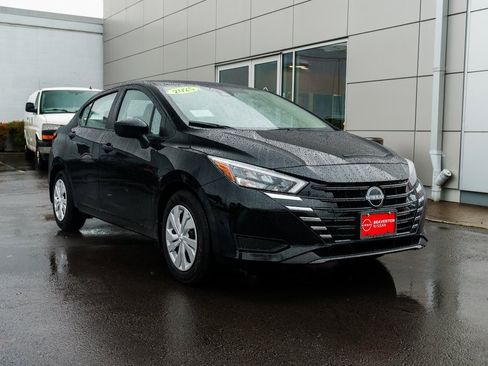 New 2025 Nissan Versa S image 27