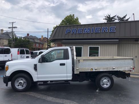 Used 2017 Ford F250 XL RWD image 3