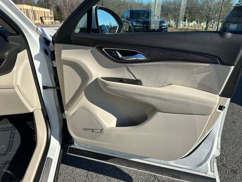 Used 2021 Buick Envision Avenir image 18