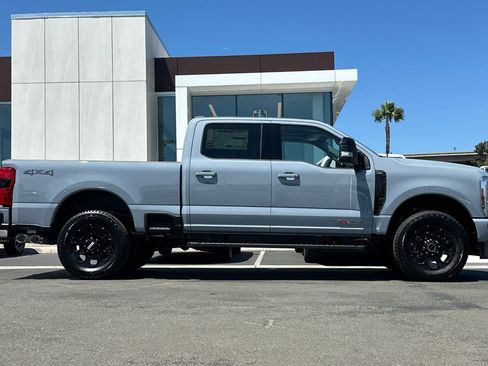 New 2026 Ford F250 Lariat w/ Black Appearance Package AWD/4WD image 2