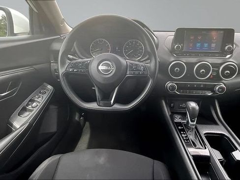 Used 2024 Nissan Sentra S FWD image 8