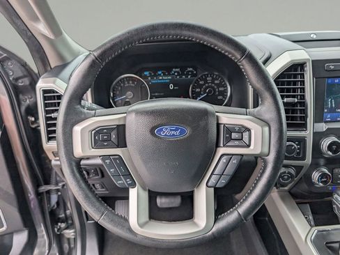 Used 2019 Ford F150 Lariat w/ Equipment Group 502A Luxury image 22