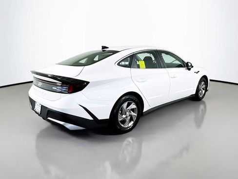 New 2026 Hyundai Sonata SE image 8