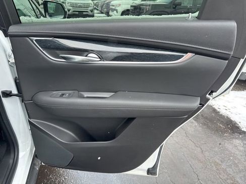 Used 2022 Cadillac XT5 Premium Luxury image 22