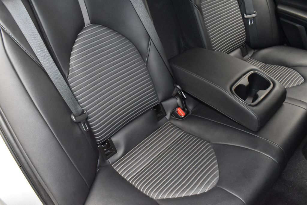 Used 2023 Toyota Camry SE FWD image 27