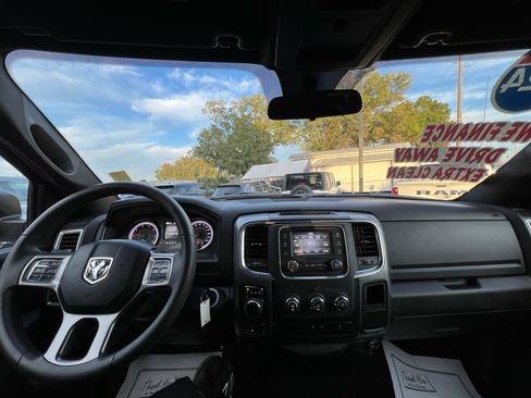 Used 2024 RAM 1500 Classic Warlock image 15