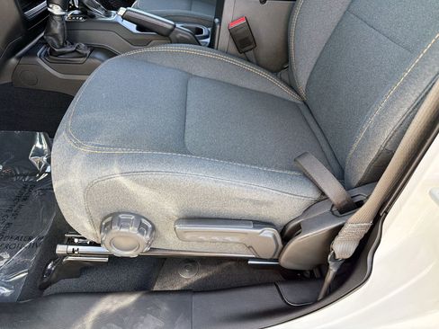 Used 2024 Jeep Wrangler Unlimited Sport AWD/4WD image 14
