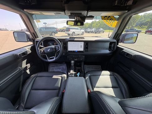 Used 2025 Ford Bronco Badlands AWD/4WD image 21