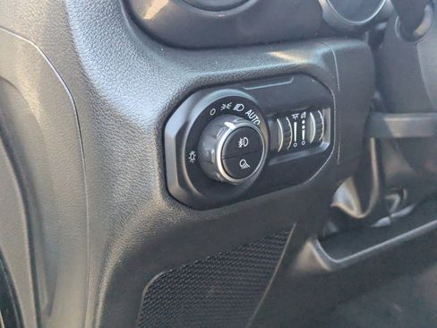 Used 2022 Jeep Gladiator Sport AWD/4WD image 19