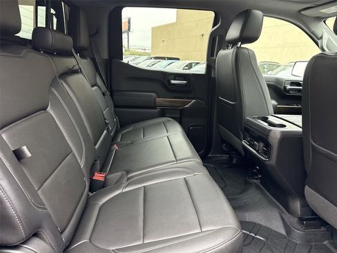 Used 2019 Chevrolet Silverado 1500 LT Trail Boss AWD/4WD image 25