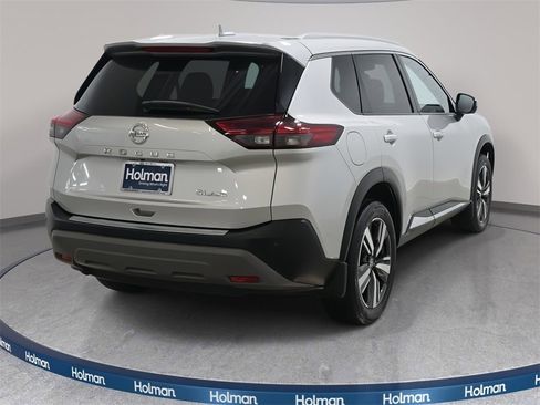 Used 2021 Nissan Rogue SL image 7