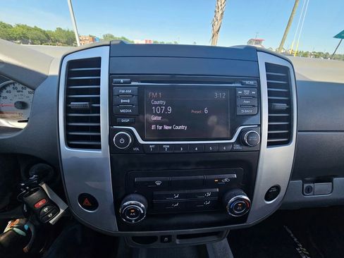 Used 2016 Nissan Frontier Desert Runner RWD image 17