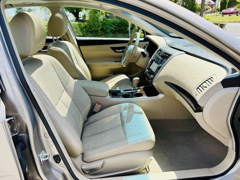 Used 2013 Nissan Altima 2.5 SL w/ Technology Pkg FWD image 20