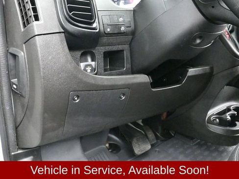 Used 2025 RAM ProMaster 2500 w/ Convenience Group image 19