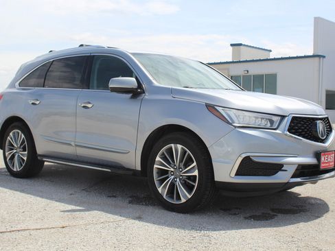 Used 2017 Acura MDX SH-AWD w/ Technology Package image 3