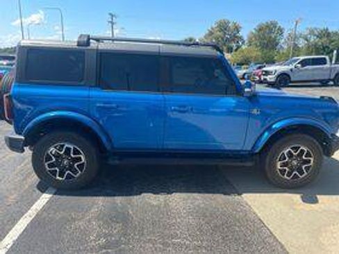 Used 2023 Ford Bronco Outer Banks AWD/4WD image 4