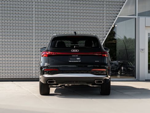 Certified 2025 Audi Q5 Premium Plus w/ Premium Plus AWD/4WD image 30