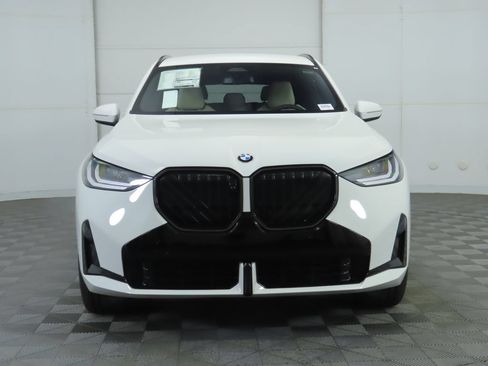 Certified 2026 BMW X3 xDrive30i w/ Premium Package AWD/4WD image 3