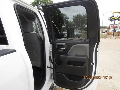 Used 2017 Chevrolet Silverado 2500 W/T RWD image 13
