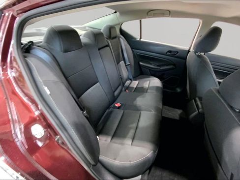 Used 2024 Nissan Altima 2.5 SV FWD image 17