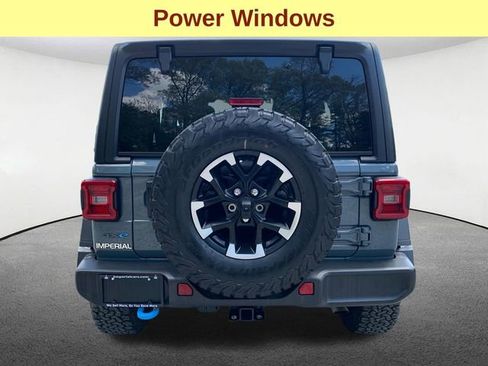 Used 2025 Jeep Wrangler Unlimited Rubicon 4xe AWD/4WD image 11