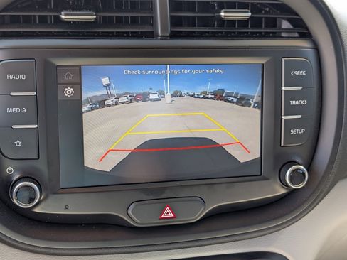 Certified 2023 Kia Soul LX w/ LX Technology Package FWD image 19