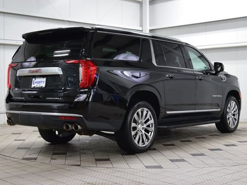 Used 2024 GMC Yukon XL Denali w/ Advanced Technology Package AWD/4WD image 8