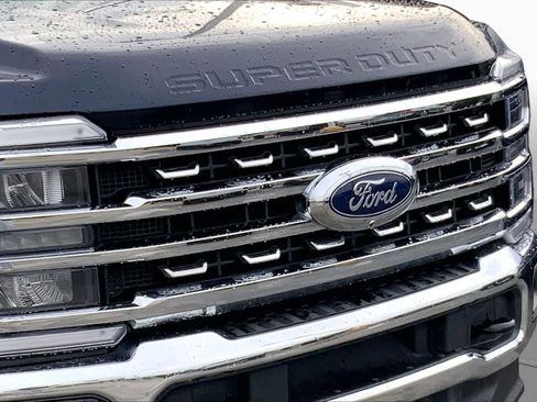 Used 2023 Ford F350 Lariat AWD/4WD image 23