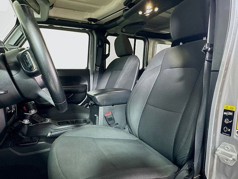 Used 2020 Jeep Wrangler Unlimited Sport S image 10