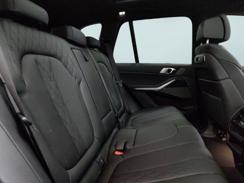 Used 2026 BMW X5 xDrive40i w/ M Sport Package image 24