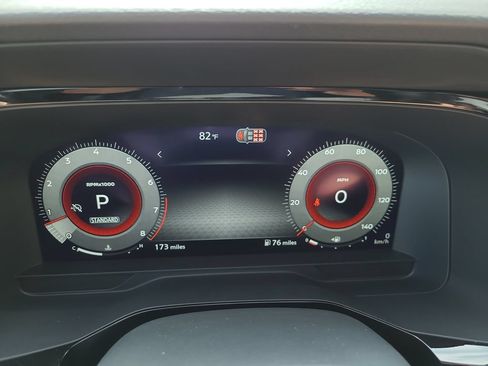 New 2026 Nissan Pathfinder Platinum w/ Accent Package FWD image 22