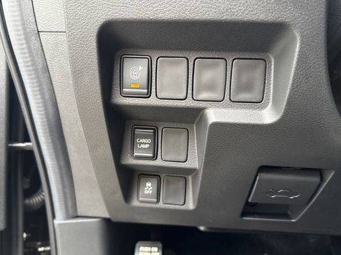New 2026 Nissan Frontier SV w/ All-Weather Content Package AWD/4WD image 32