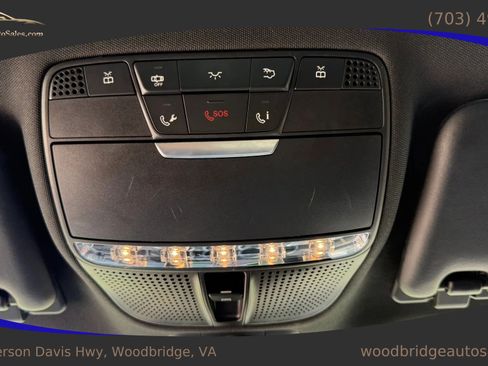 Used 2017 Mercedes-Benz E 300 image 35