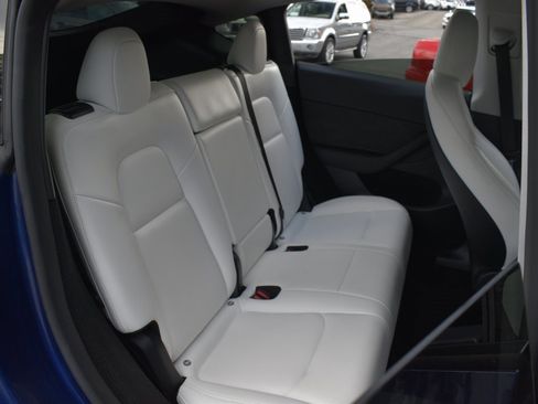 Used 2024 Tesla Model Y Long Range image 26