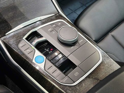 Used 2023 BMW i4 eDrive35 w/ Premium Package RWD image 16