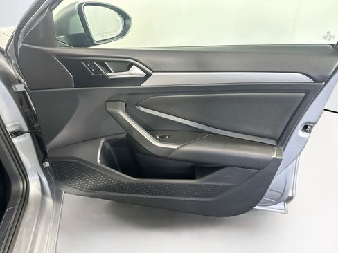 Used 2019 Volkswagen Jetta S w/ Driver Assistance Package FWD image 32