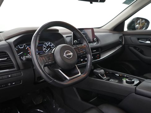 Used 2023 Nissan Rogue SV w/ SV Premium B Package AWD/4WD image 27