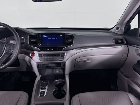 Certified 2023 Honda Ridgeline RTL image 12